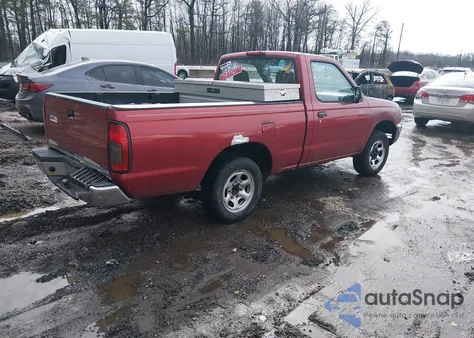 2000 Nissan Frontier Xe z USA, uszkodzony, nr VIN 1N6DD21S0YC432984